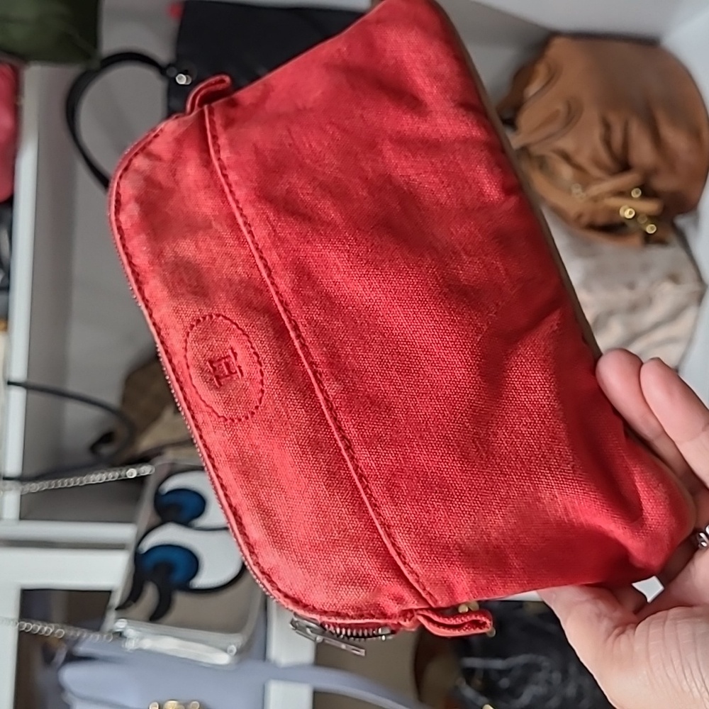 Hermes pouch